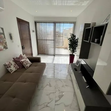 2 Bedroom In Msida, Malta