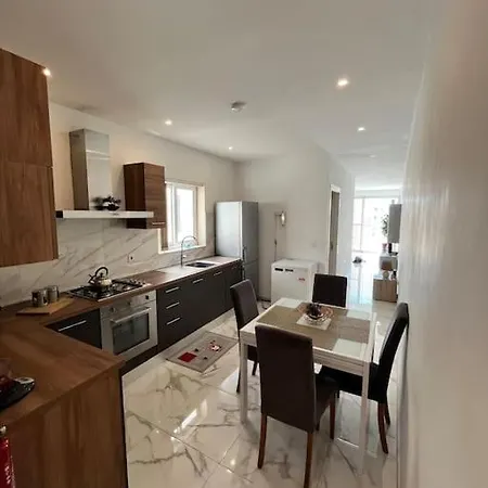 2 Bedroom In Msida, Malta Msida