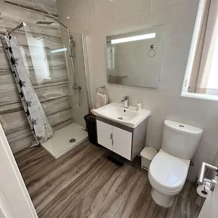 2 Bedroom In Msida, Malta Apartment